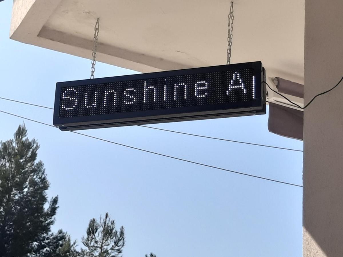 Soula'S Sunshine Apartments Nea Karvali Eksteriør billede