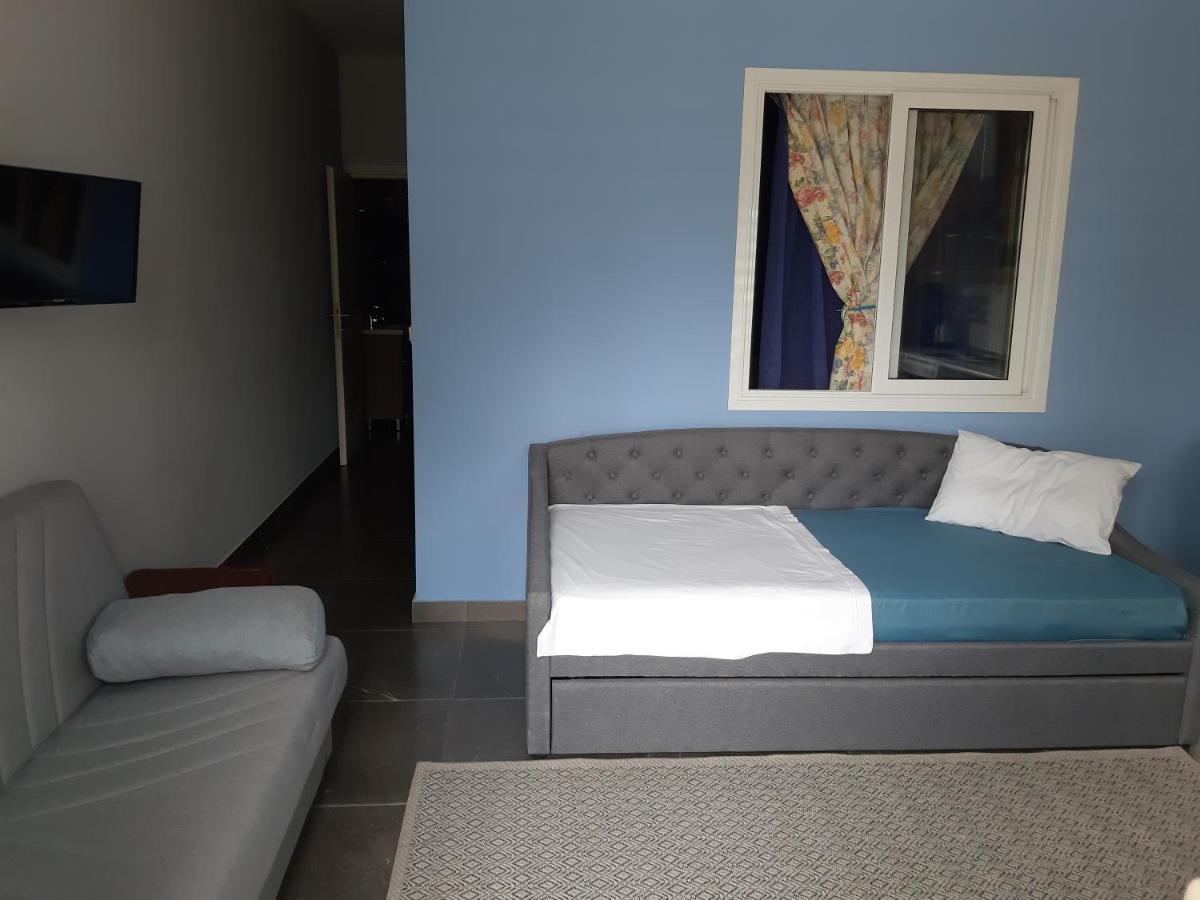 Soula'S Sunshine Apartments Nea Karvali Eksteriør billede